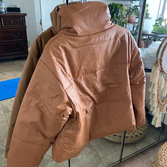 🥐SOLD🥐Princess Polly Camel Puffer Jacket - Picture 7 of 8